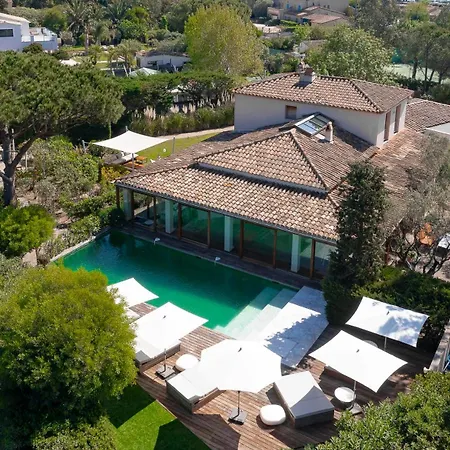 Madeleine Saint Tropez