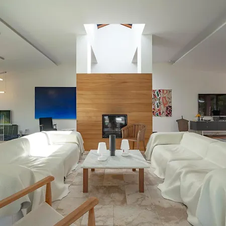 Madeleine Вілла *