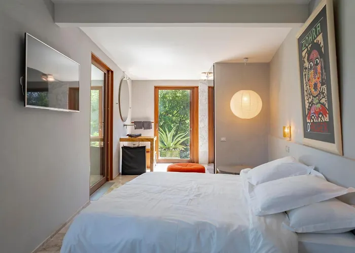 Madeleine Villa Saint-Tropez